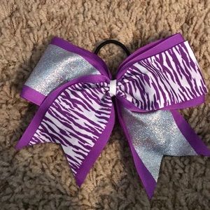 cheer bow